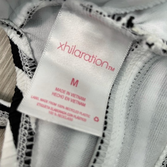 Black & White Bikini Top - Picture 3 of 3